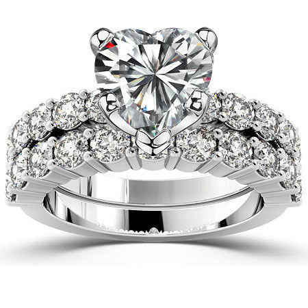 Round Brilliant Moissanite Shared-Prong Semi-Eternity Ring, 1ct