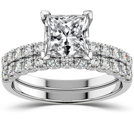 Round Brilliant Moissanite 4-Prong Set Semi-Eternity Ring (0.36ct)