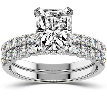 Round Brilliant Moissanite 4-Prong Set Semi-Eternity Ring (0.36ct)