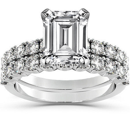 Round Brilliant Moissanite 4-Prong Set Semi-Eternity Ring (0.60ct)