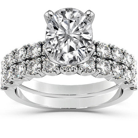 Round Brilliant Moissanite 4-Prong Set Semi-Eternity Ring (0.60ct)