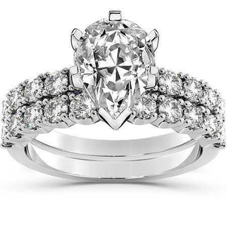 Round Brilliant Moissanite 4-Prong Set Semi-Eternity Ring (0.60ct)