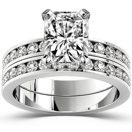 Round Brilliant Moissanite Channel Set Semi-Eternity Ring (0.42ct)