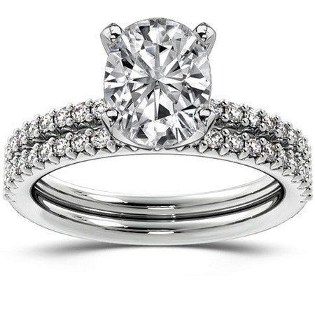 Round Brilliant Moissanite Shared-Prong Semi-Eternity Ring (0.20ct)