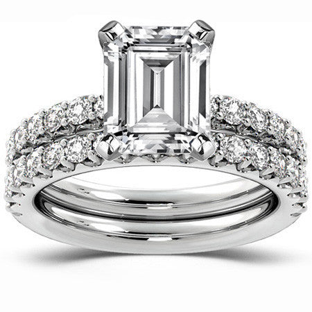 Round Brilliant Moissanite Shared-Prong Semi-Eternity Ring (0.42ct)