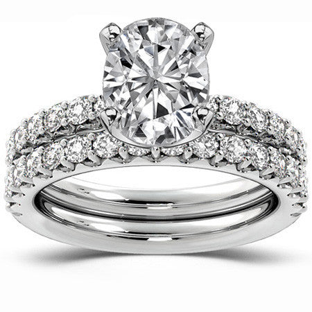 Round Brilliant Moissanite Shared-Prong Semi-Eternity Ring (0.42ct)