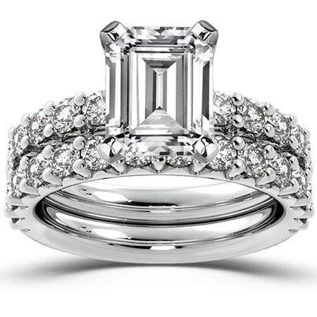 Round Brilliant Moissanite Shared-Prong Semi-Eternity Ring (0.72ct)