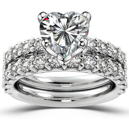 Round Brilliant Moissanite Shared-Prong Semi-Eternity Ring (0.72ct)